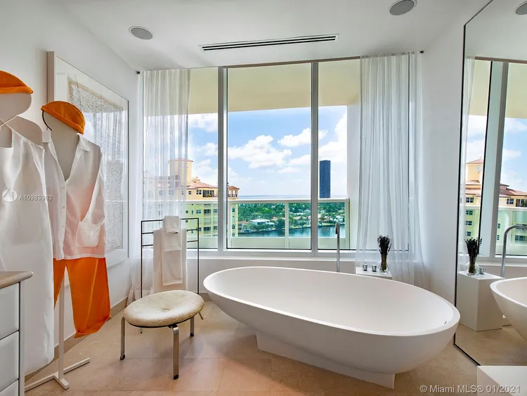 Porto Vita North Tower #1604 image #17