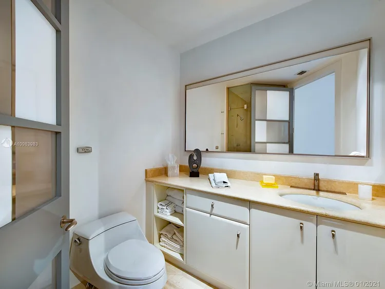 Porto Vita North Tower #1604 image #18