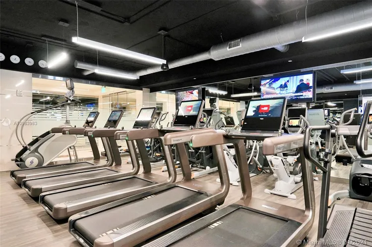 Porto Vita North Tower #1604 image #34