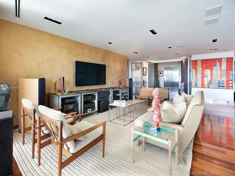 Porto Vita North Tower #1604 image #8