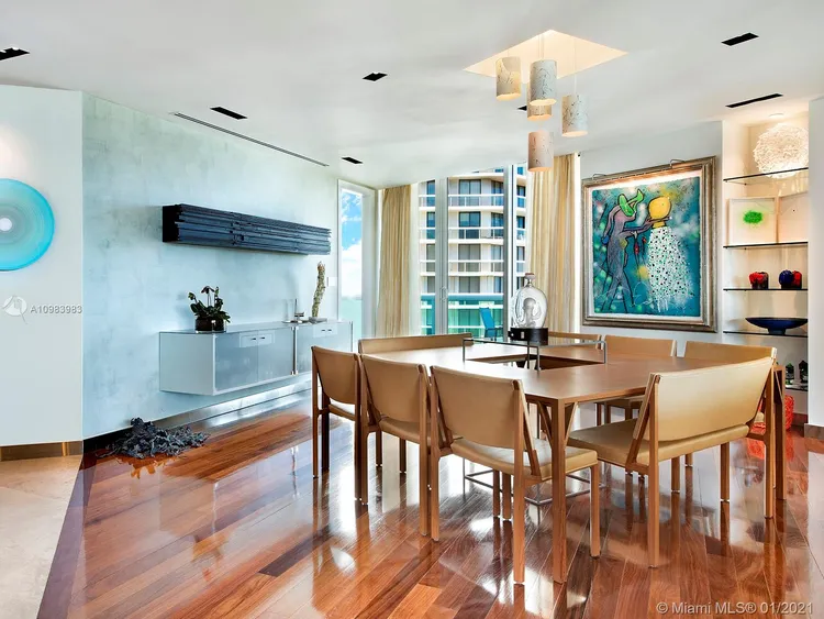 Porto Vita North Tower #1604 image #9