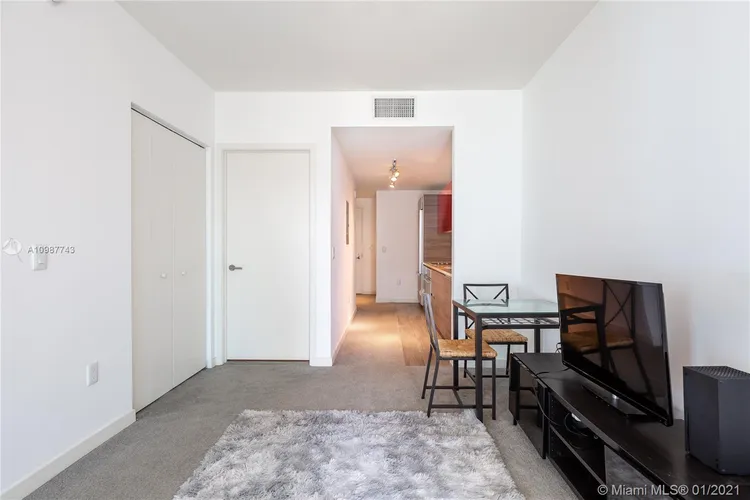1100 Millecento #2605 image #6