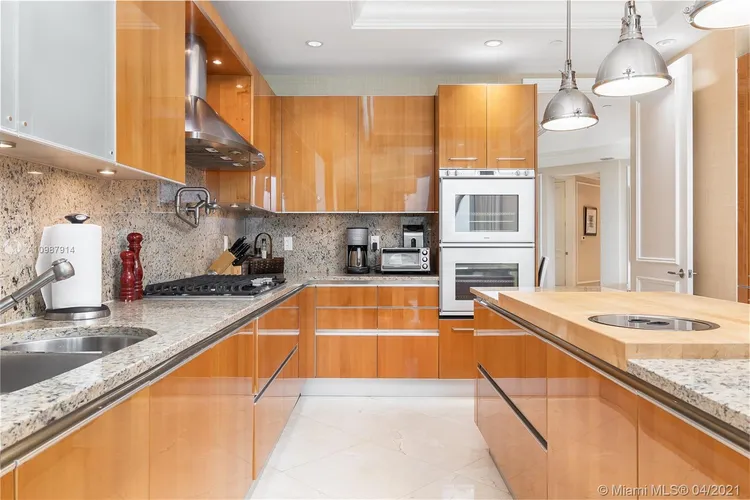 Turnberry Ocean Colony #903 image #9