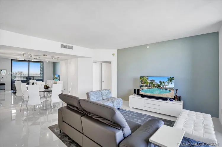 Waverly #2011 image #17