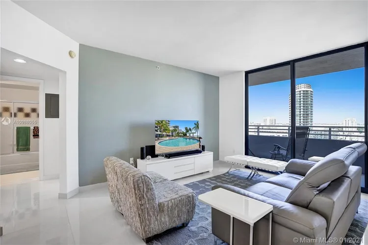 Waverly #2011 image #18