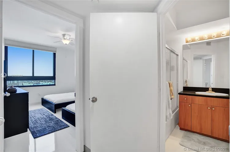 Waverly #2011 image #7