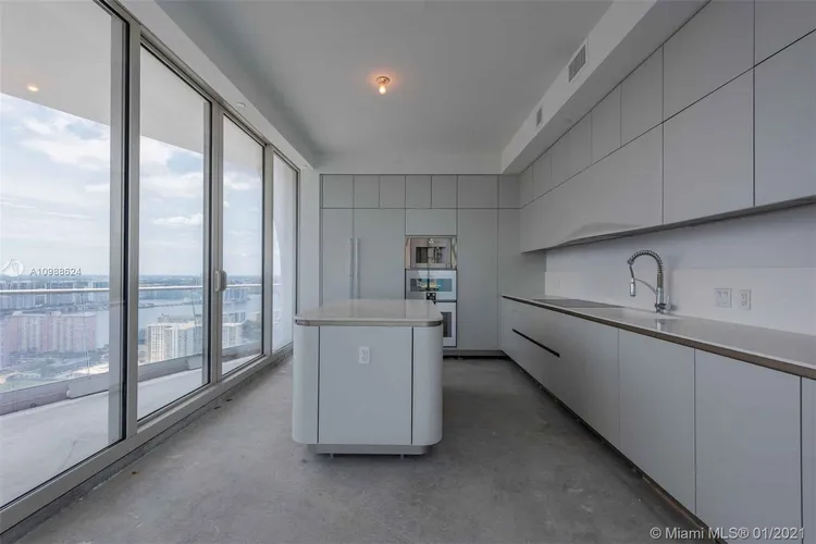 Jade Signature #4101 image #14