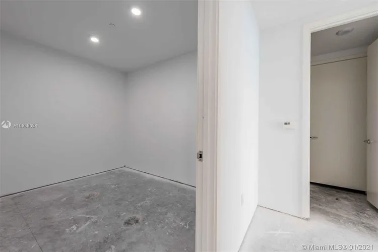 Jade Signature #4101 image #36