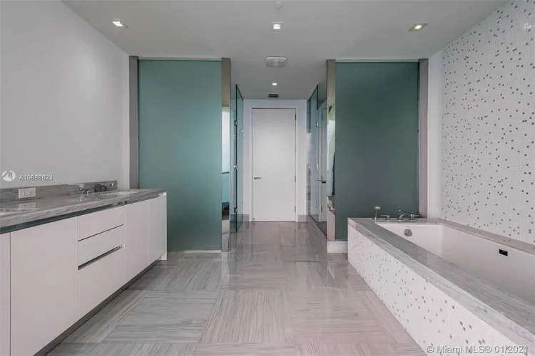 Jade Signature #4101 image #42