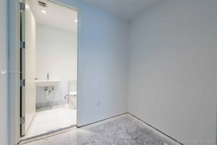 Jade Signature #4101 image #49