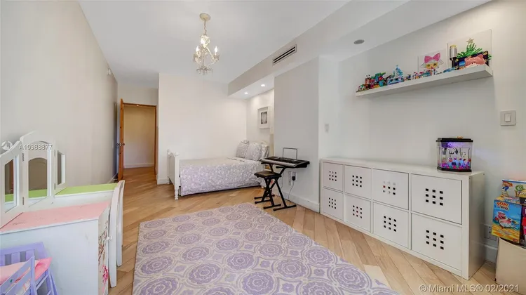 Key Colony IV Botanica #322 image #16