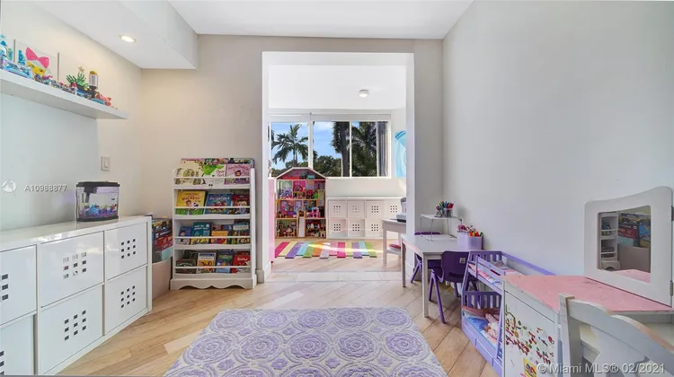 Key Colony IV Botanica #322 image #17