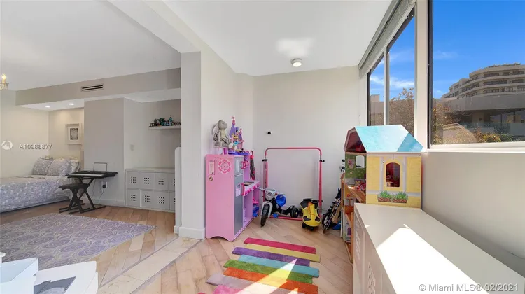 Key Colony IV Botanica #322 image #20