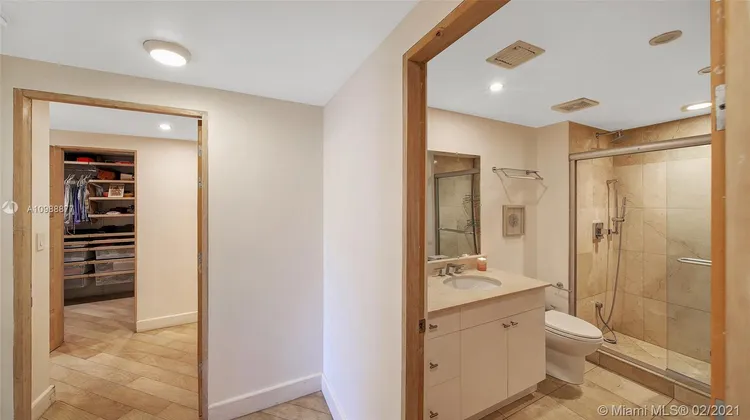 Key Colony IV Botanica #322 image #22