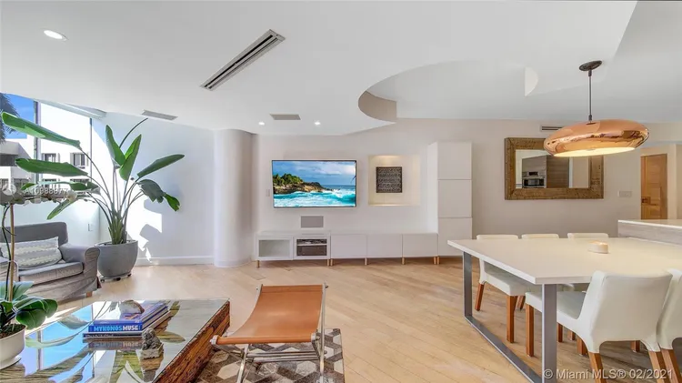 Key Colony IV Botanica #322 image #23