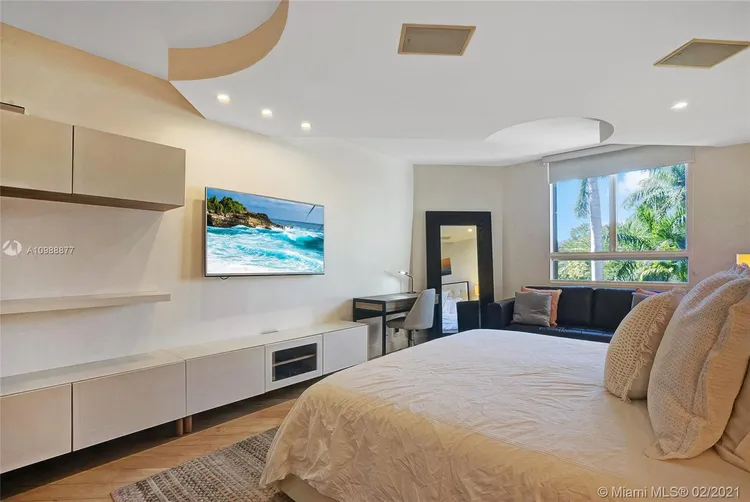 Key Colony IV Botanica #322 image #25