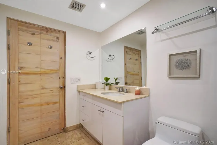 Key Colony IV Botanica #322 image #27