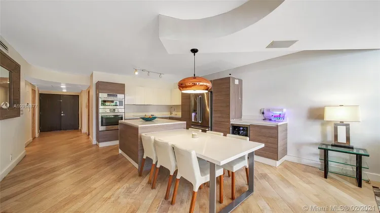 Key Colony IV Botanica #322 image #6