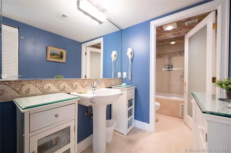 Brickell Place A #APH9 image #30