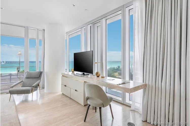 The Surf Club Four Seasons Hotel And Residences #N511 image #20