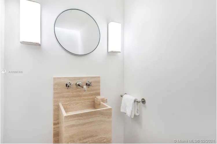 The Surf Club Four Seasons Hotel And Residences #N511 image #35