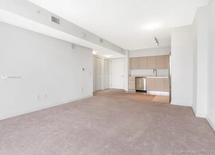 Baltus House #811 image #8