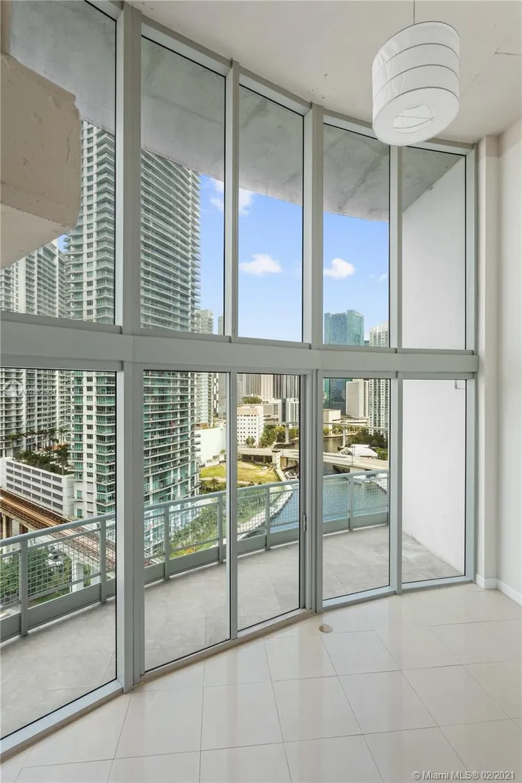 Neo Vertika #2101 image #9