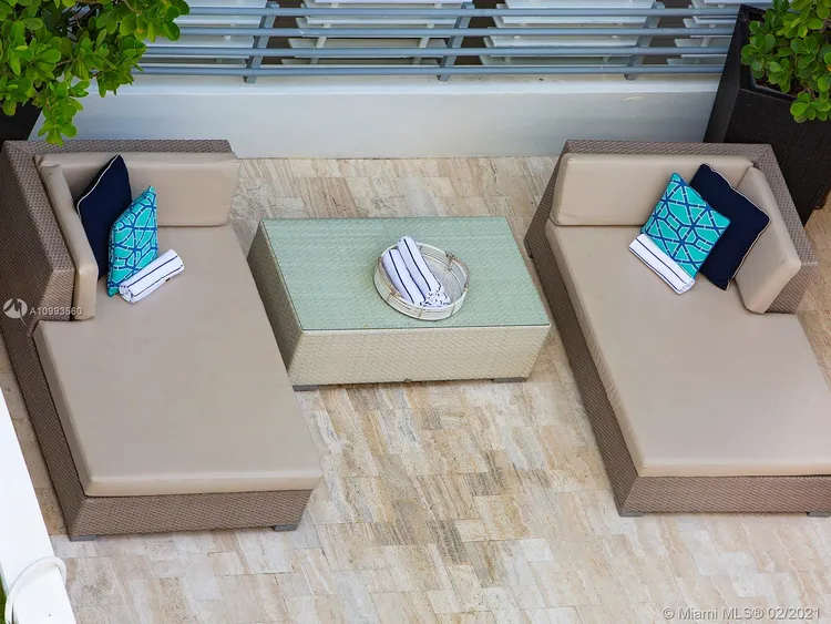 Bentley Beach Hilton #911 image #18