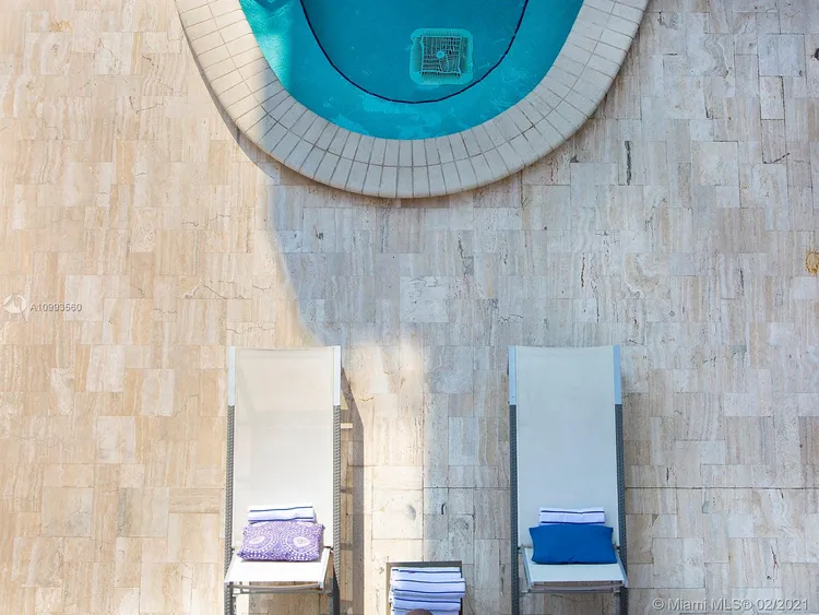 Bentley Beach Hilton #911 image #19