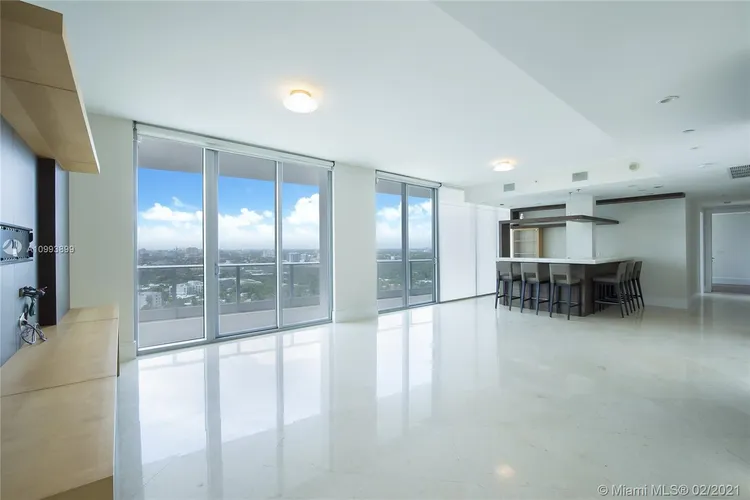 Grovenor House #2202 image #15
