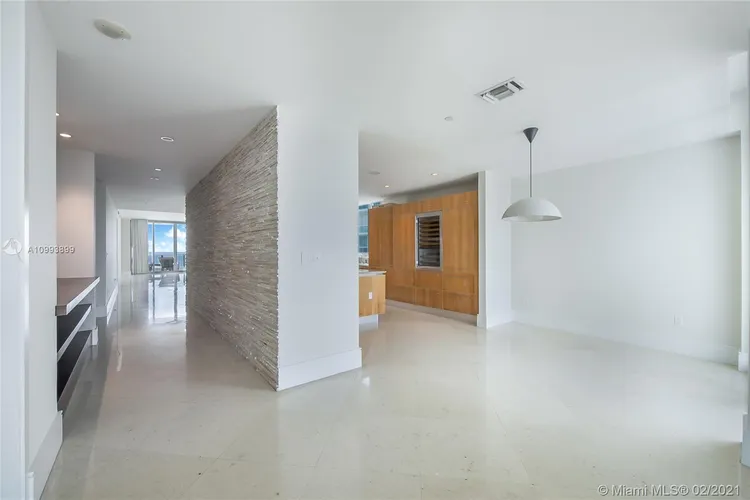 Grovenor House #2202 image #21