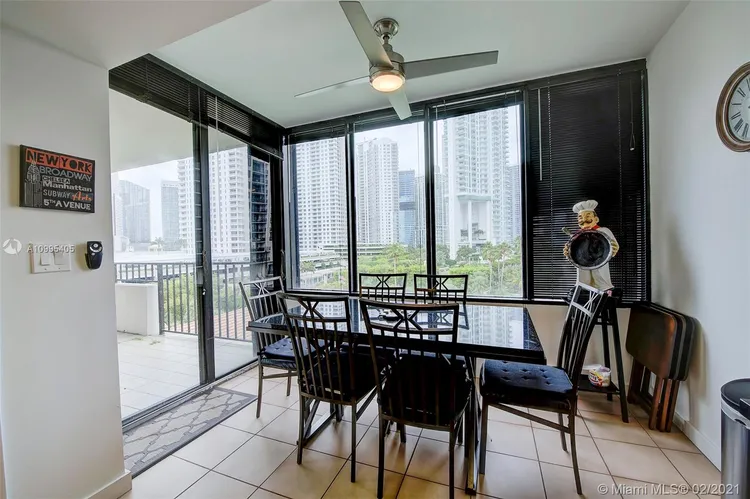 Brickell Key I #A721 image #9