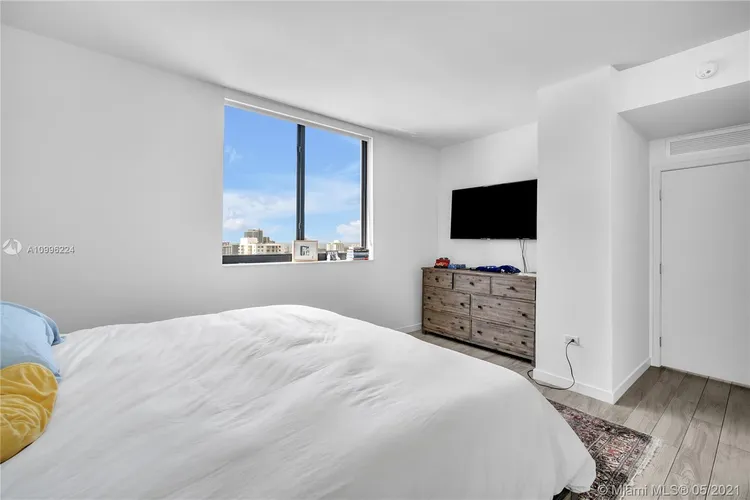 Nine at Mary Brickell Village #2204 image #10