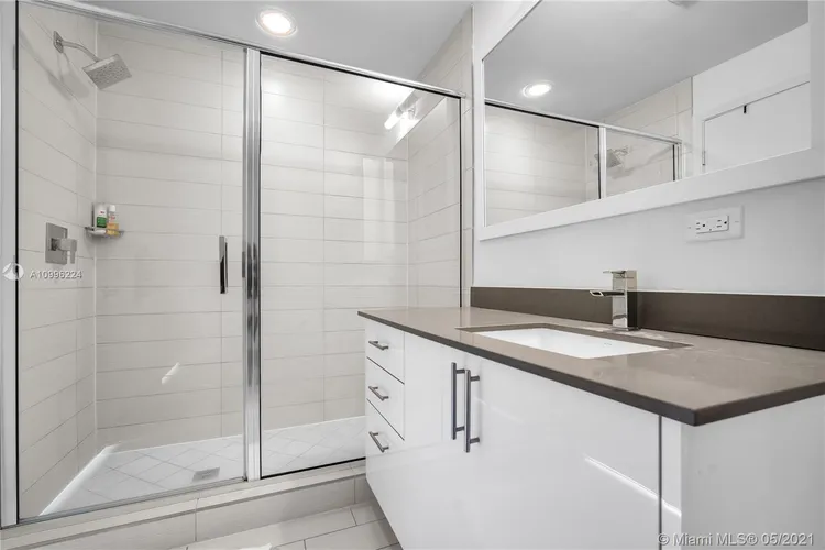 Nine at Mary Brickell Village #2204 image #13