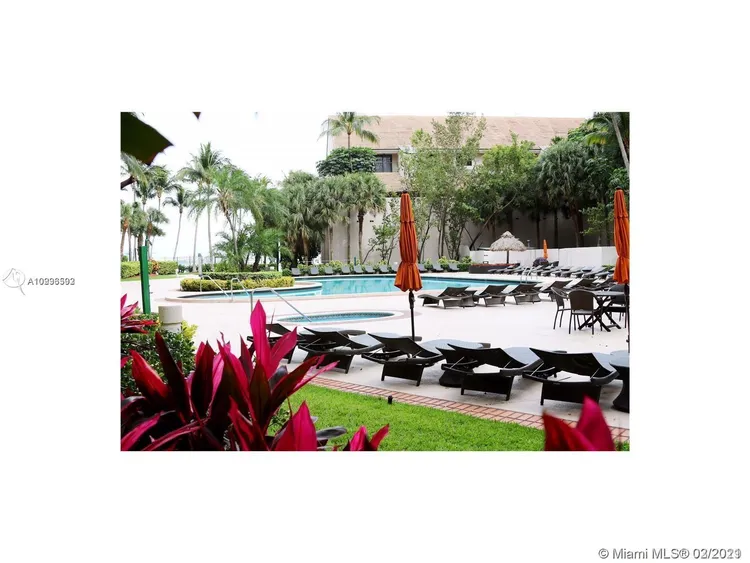 Brickell Key II #208 image #10