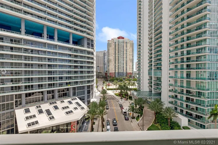Emerald at Brickell #802 image #10
