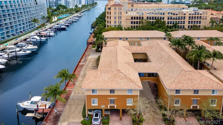 Aventi At Aventura #1517 image #11