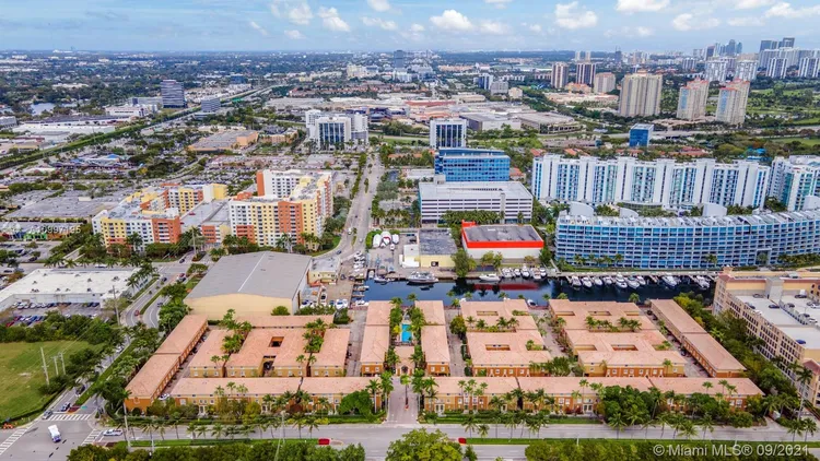 Aventi At Aventura #1517 image #16