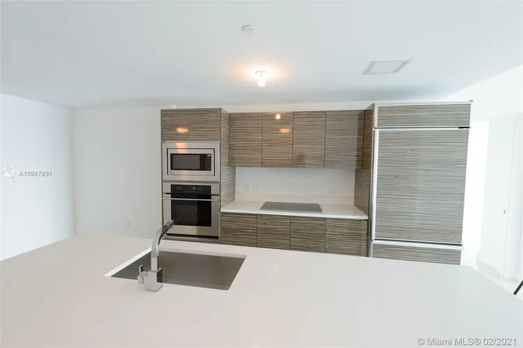 Icon Bay #2502 image #10