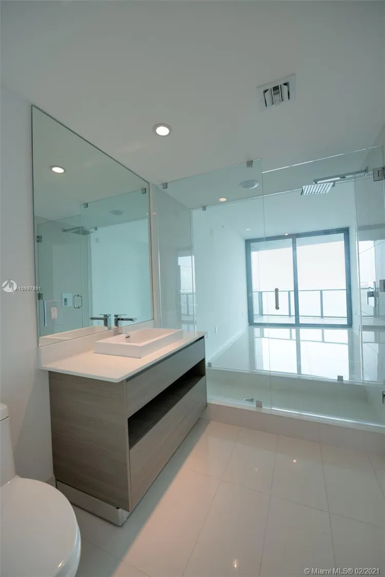 Icon Bay #2502 image #17