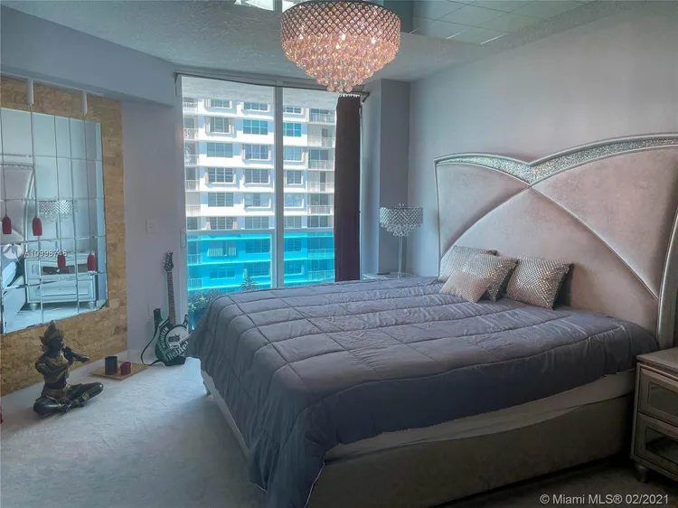 The Bridgewater #904 image #27