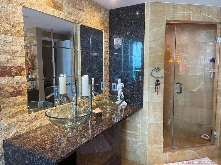 The Bridgewater #904 image #30