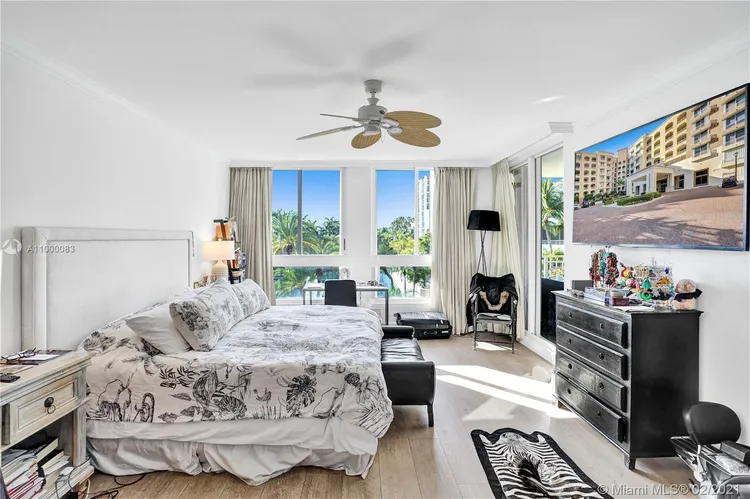 Ocean Club -  Lake Tower #210 image #16