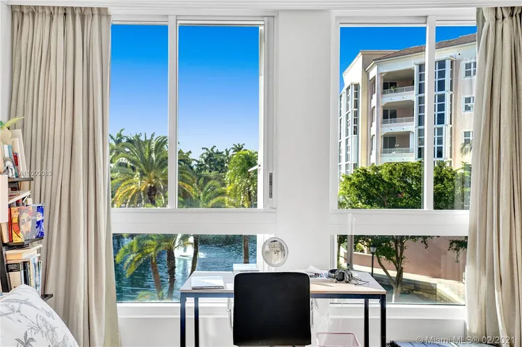 Ocean Club -  Lake Tower #210 image #17