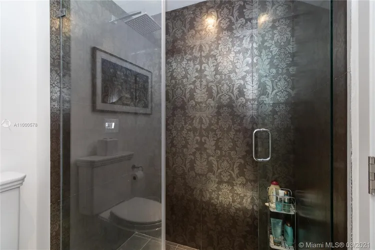 Roney Palace #1109 image #11