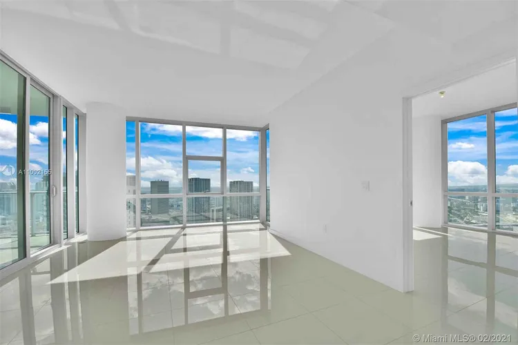 Paramount Miami Worldcenter #4012 image #16