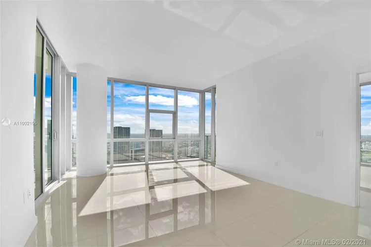 Paramount Miami Worldcenter #4012 image #17