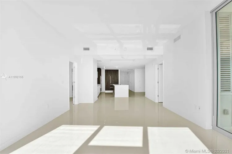 Paramount Miami Worldcenter #4012 image #24