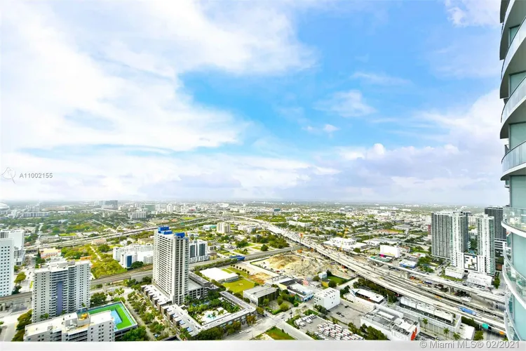 Paramount Miami Worldcenter #4012 image #27