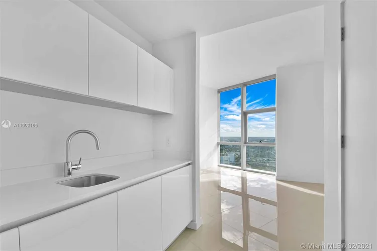 Paramount Miami Worldcenter #4012 image #30